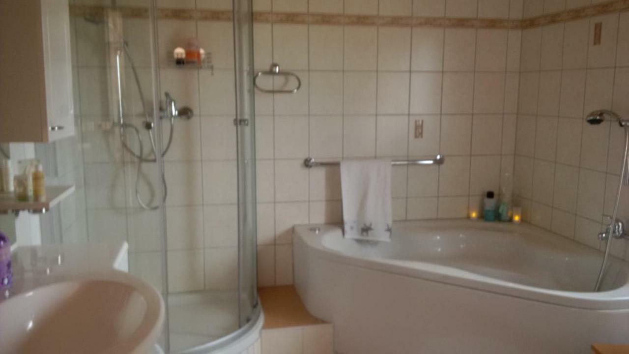 Ferienhaus Rosemarie Breungeshain Eksteriør billede